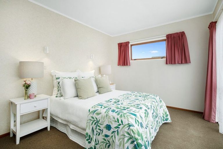 Photo of property in 19u4 Phillip Street, Johnsonville, Wellington, 6037