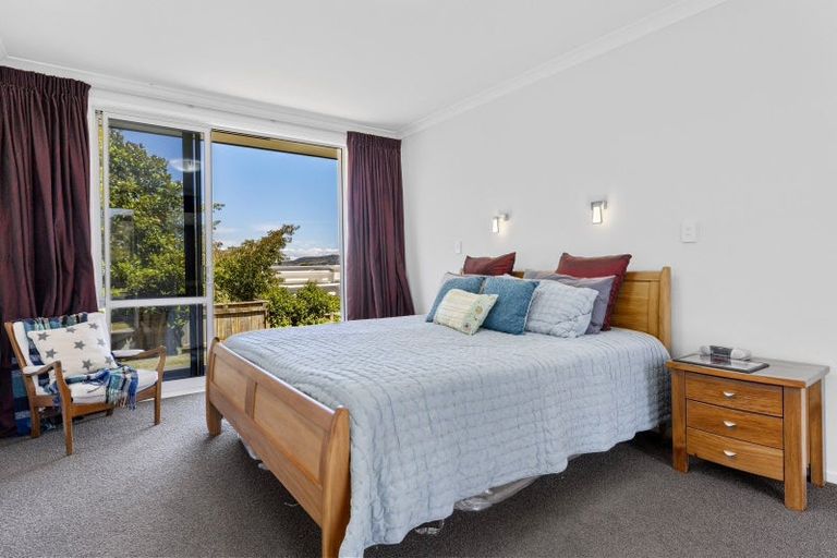 Photo of property in 7 Magnolia Rise, Waipahihi, Taupo, 3330