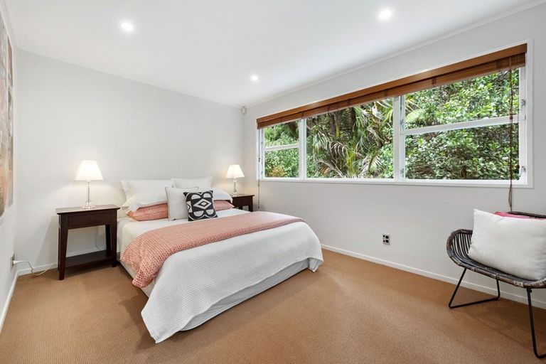 Photo of property in 47 Wood Bay Road, Titirangi, Auckland, 0604