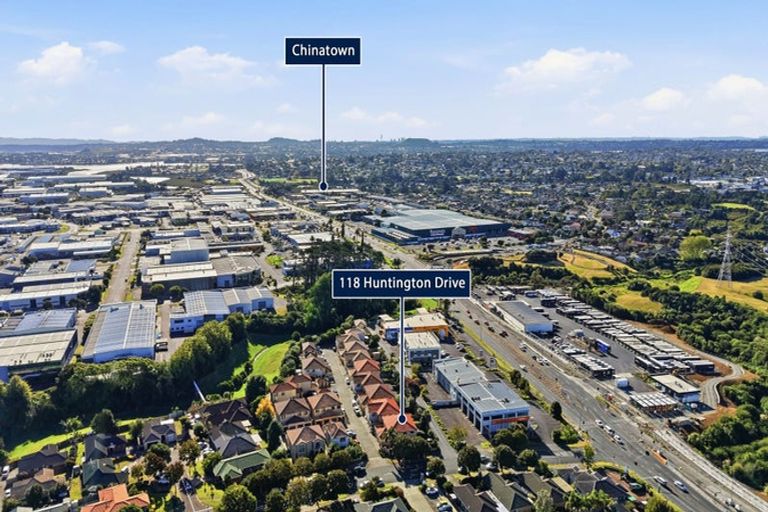 Photo of property in 118 Huntington Drive, Huntington Park, Auckland, 2013