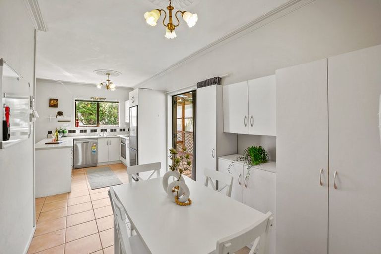 Photo of property in 143 Ngamotu Road, Spotswood, New Plymouth, 4310