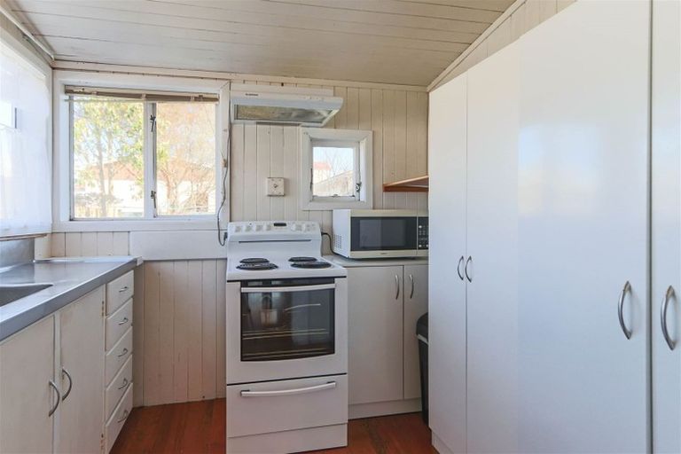 Photo of property in 36 Standish Street, Inglewood, 4330