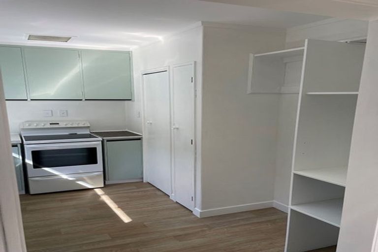 Photo of property in 1/1004 Papamoa Beach Road, Papamoa Beach, Papamoa, 3118