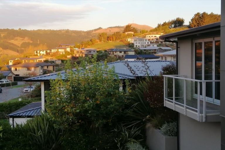 Photo of property in 14 Pentonville Close, Westmorland, Christchurch, 8025