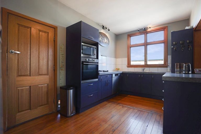 Photo of property in 100 Cass Street, Ashburton, 7700