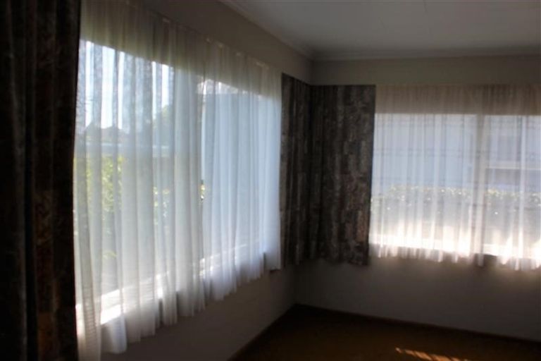 Photo of property in 173 Tukapa Street, Westown, New Plymouth, 4310