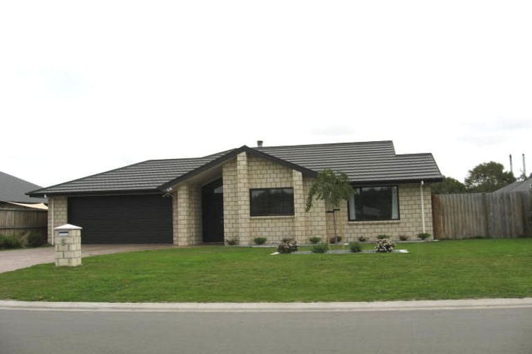 Photo of property in 5 Cairnbrae Drive, Prebbleton, 7604