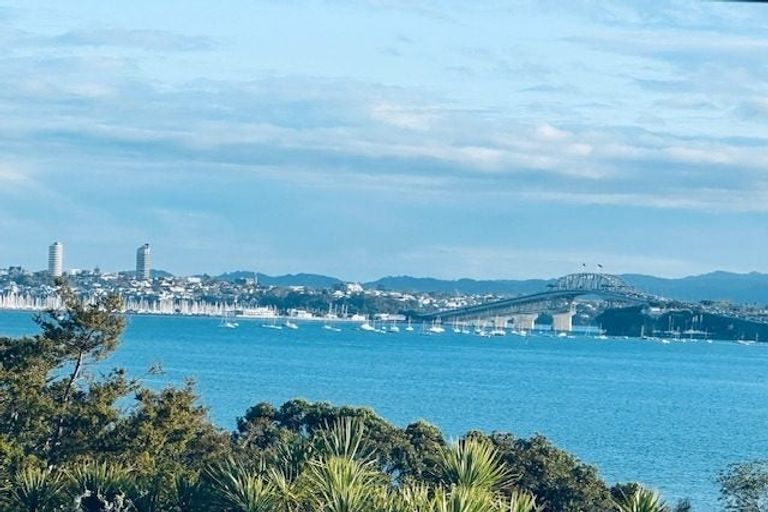 Photo of property in 1/94 Jutland Road, Hauraki, Auckland, 0622