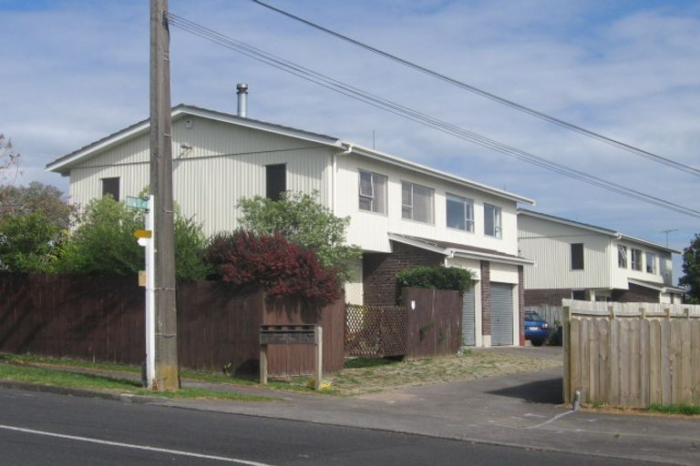 Photo of property in 4/90 Lynwood Road, New Lynn, Auckland, 0600