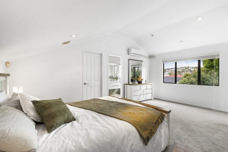 Photo of property in 2/8 Bundoran Way, Pinehill, Auckland, 0632