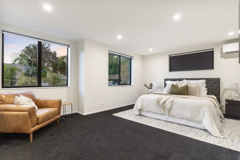 Photo of property in 71a Neil Avenue, Te Atatu Peninsula, Auckland, 0610