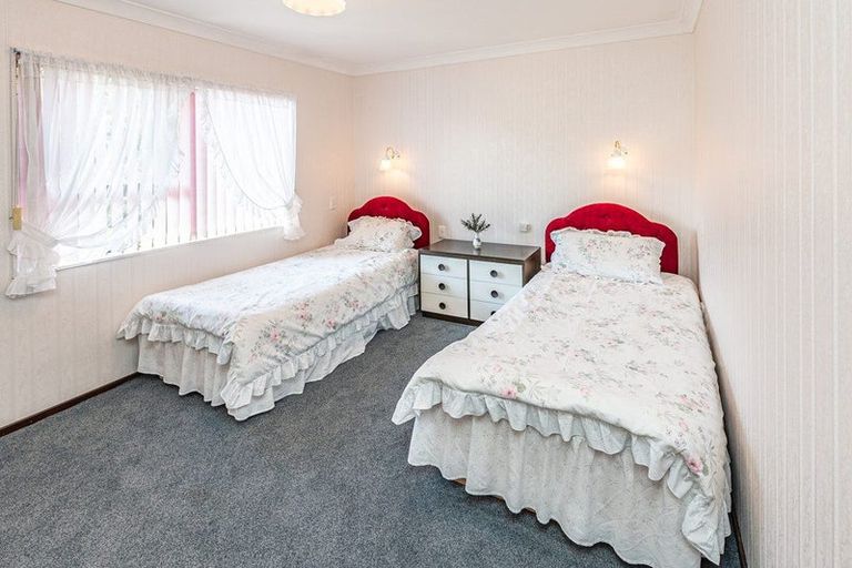 Photo of property in 3 Georgetti Road, Bastia Hill, Whanganui, 4500