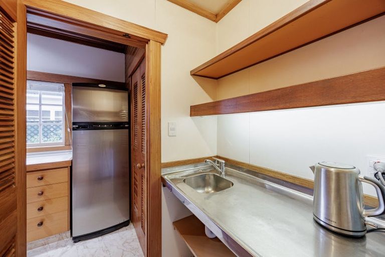 Photo of property in 900 Queen Street East, Parkvale, Hastings, 4122