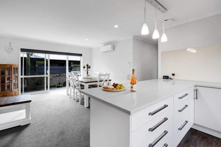 Photo of property in 39a Ainslee Street, Highlands Park, New Plymouth, 4312