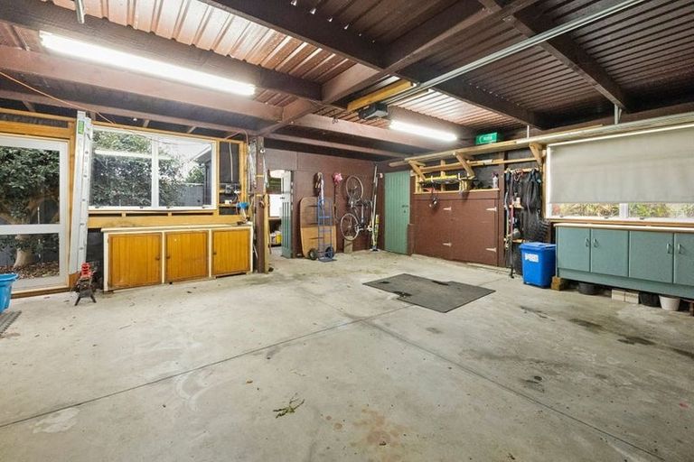 Photo of property in 22a Whiteley Street, Moturoa, New Plymouth, 4310