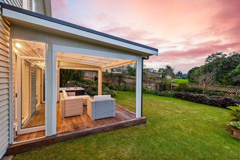 Photo of property in 2 Widdison Place, Albany, Auckland, 0632