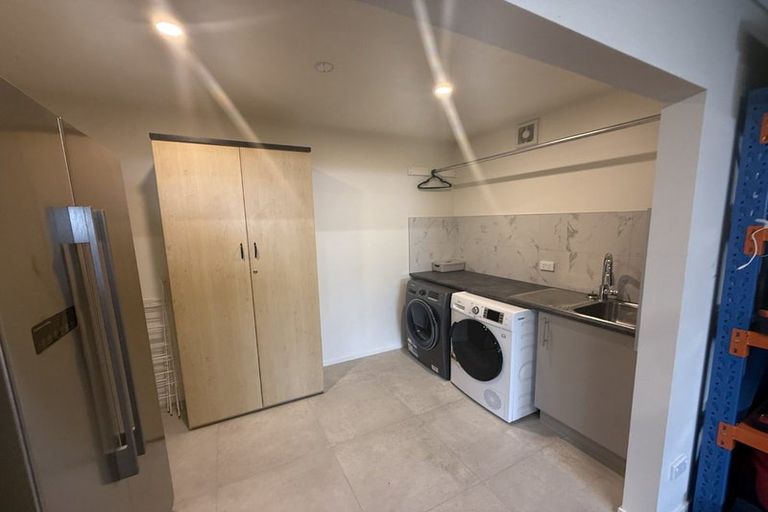 Photo of property in 9a Shadon Place, Stanmore Bay, Whangaparaoa, 0932
