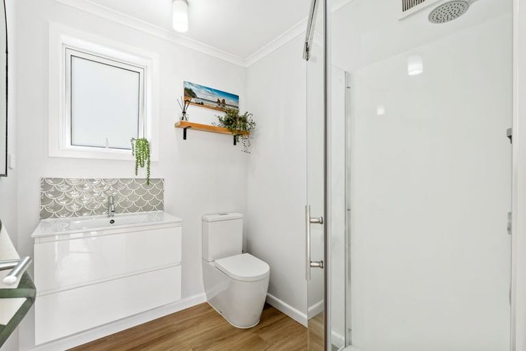 Photo of property in 851 Whangaparaoa Road, Manly, Whangaparaoa, 0930