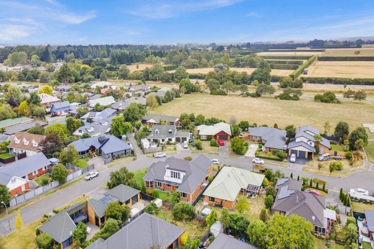 Photo of property in 4 Van Dieman Close, Templeton, Christchurch, 8042