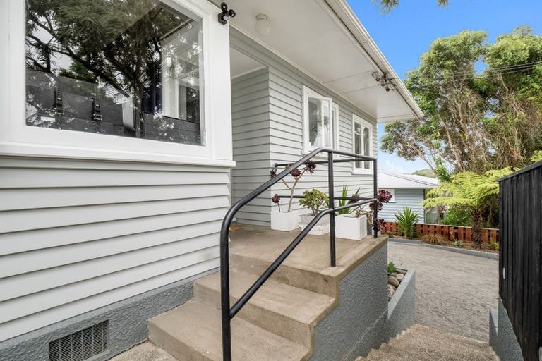 Photo of property in 17 Argyle Avenue, Levin, 5510