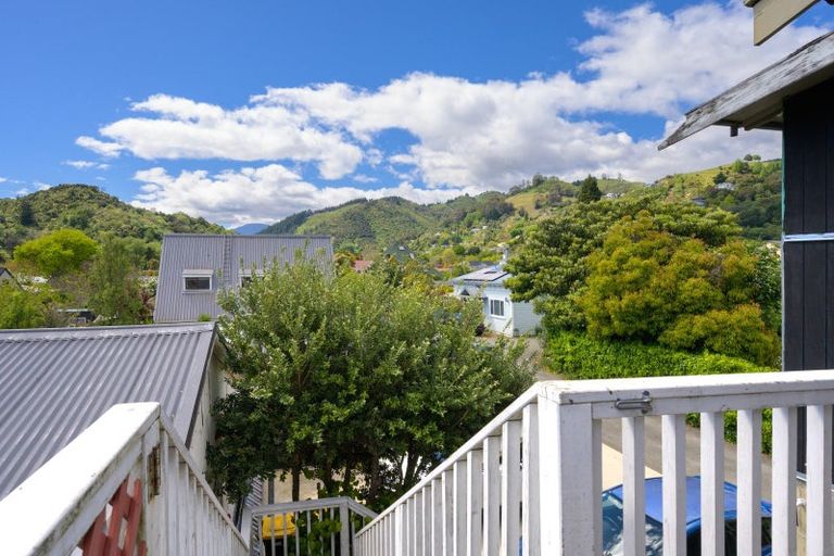 Photo of property in 9 Alton Street, Nelson, 7010