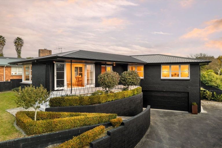 Photo of property in 61 Casey Avenue, Fairfield, Hamilton, 3214