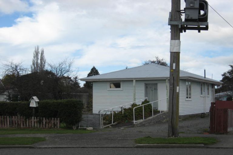 Photo of property in 75 Cameron Crescent, Masterton, 5810