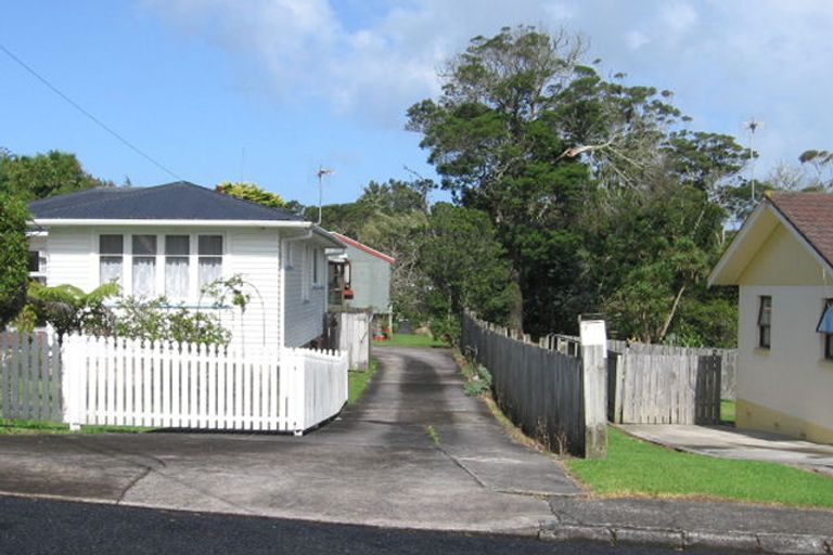 Photo of property in 2/28 Daytona Road, Henderson, Auckland, 0610