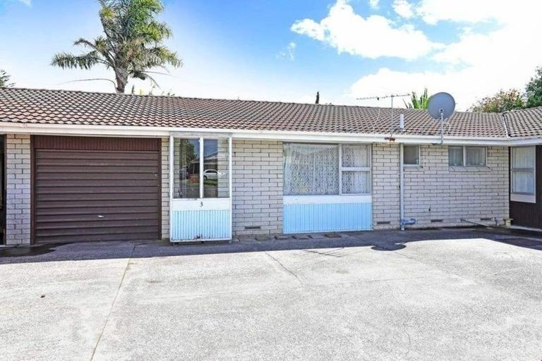 Photo of property in 3/2 Birdwood Avenue, Papatoetoe, Auckland, 2025