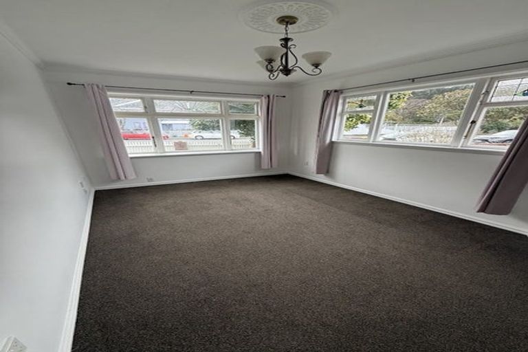 Photo of property in 22 Riddlers Crescent, Petone, Lower Hutt, 5012