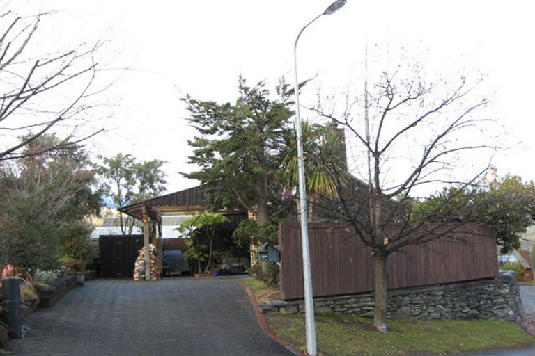 Photo of property in 8a Panners Way, Queenstown, 9300