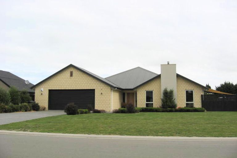 Photo of property in 3 Cairnbrae Drive, Prebbleton, 7604