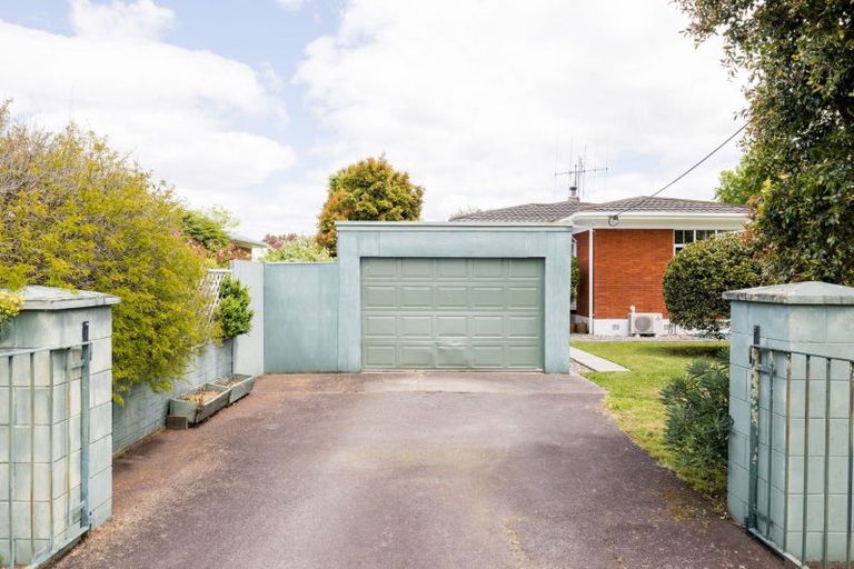 Photo of property in 75 Taylor Street, Cambridge, 3434