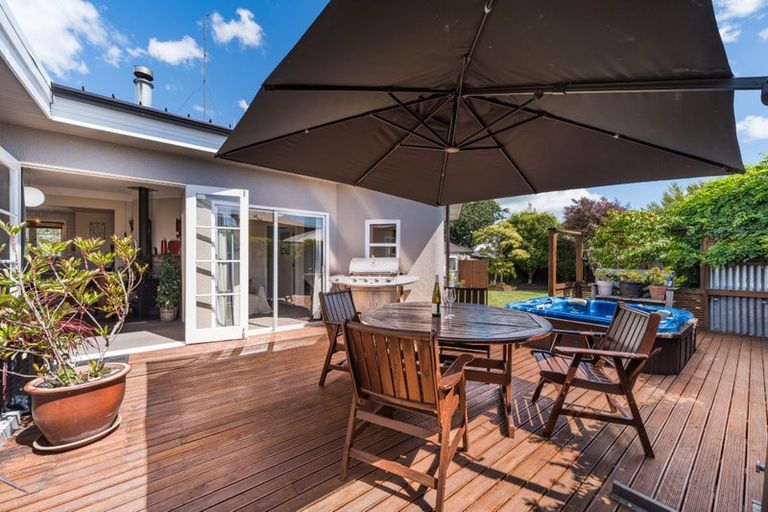 Photo of property in 5 Karamu Avenue, Takaro, Palmerston North, 4410