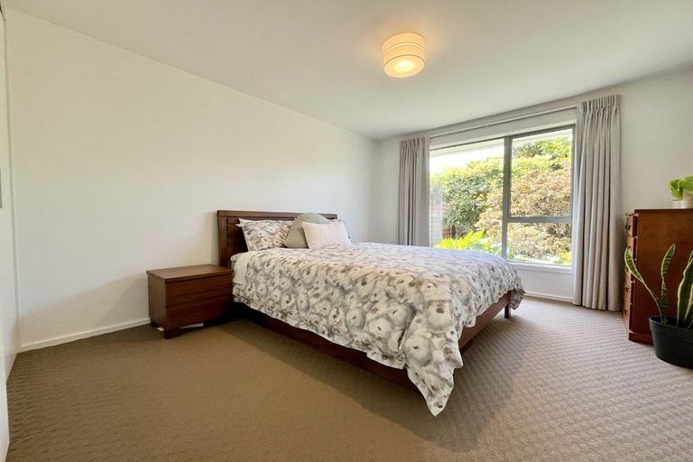 Photo of property in 7 Dovedale Avenue, Ilam, Christchurch, 8041