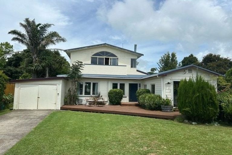 Photo of property in 55 Spencer Avenue, Maketu, 3189