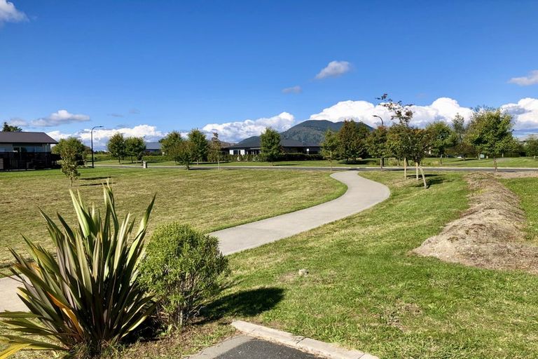 Photo of property in 14 Maison Way, Rangatira Park, Taupo, 3330