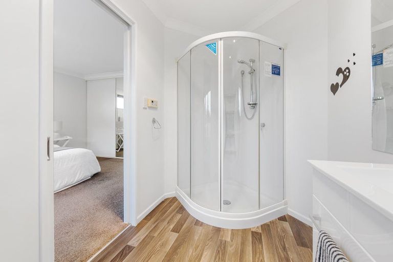 Photo of property in 58b Osborne Road, Amberley, 7410