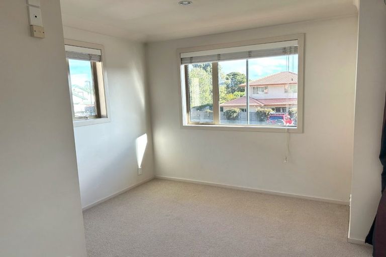 Photo of property in Totara Grove, 3/115 Grove Street, The Wood, Nelson, 7010