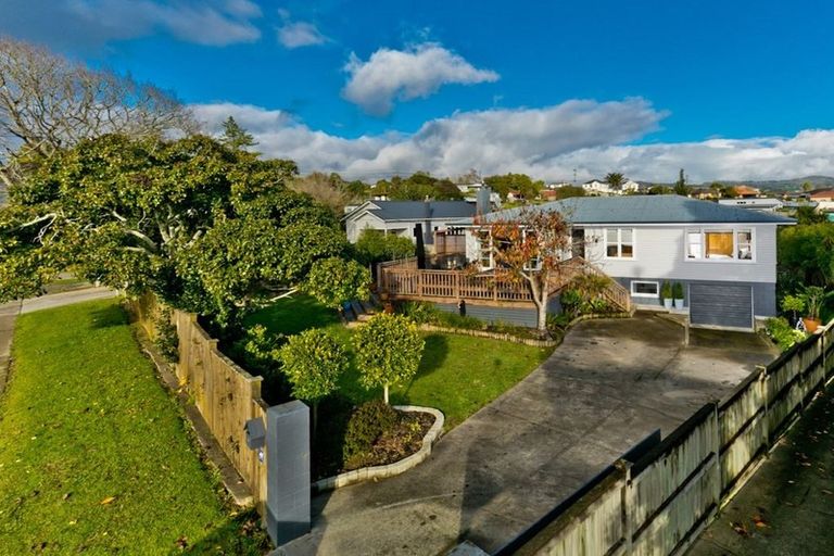 Photo of property in 51 Simpson Road, Ranui, Auckland, 0612