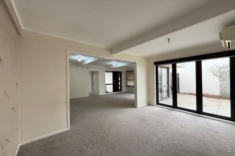 Photo of property in 2/314 Bucklands Road, Bucklands Beach, Auckland, 2012