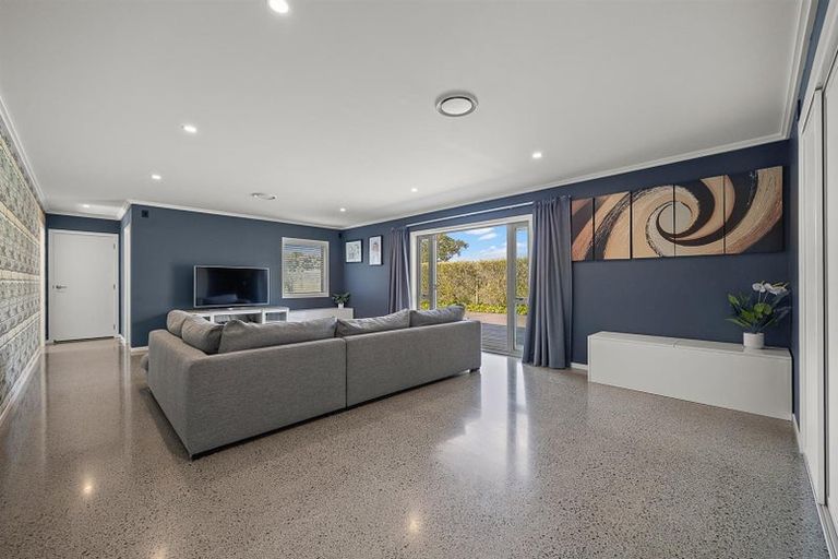 Photo of property in 583 State Highway 16, Kumeu, 0891