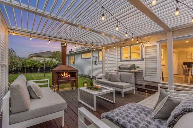 Photo of property in 4 Beauchamp Street, Tawa, Wellington, 5028