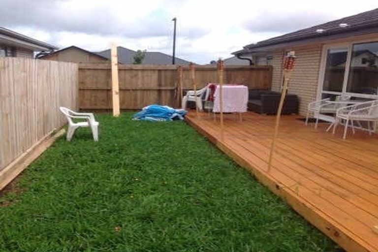Photo of property in 13 Lamborn Drive, Papakura, 2110