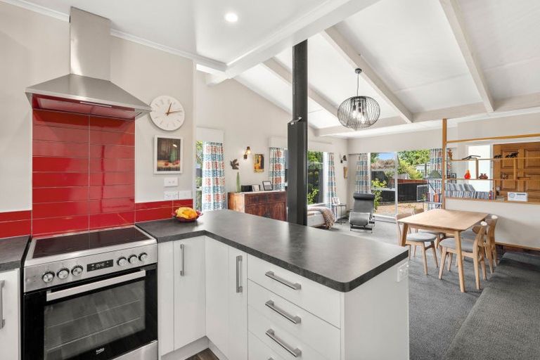 Photo of property in 10 Reading Street, Greytown, 5712