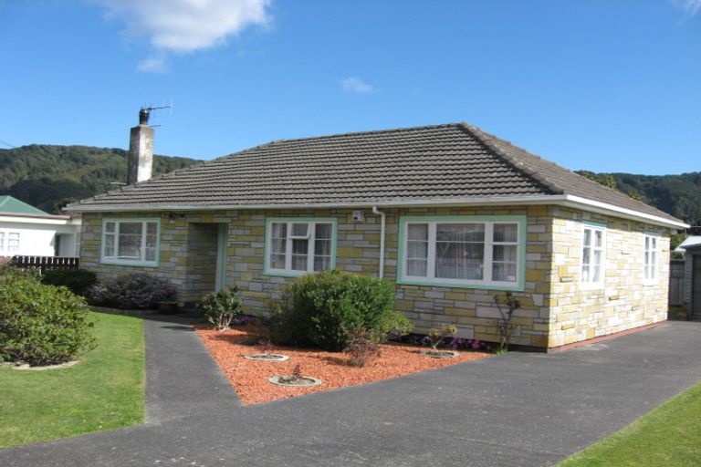 Photo of property in 12 Peel Place, Wainuiomata, Lower Hutt, 5014