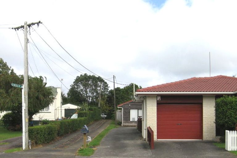 Photo of property in 31a/1 Colwill Road, Massey, Auckland, 0614