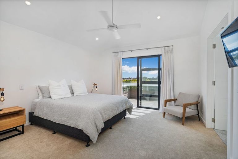 Photo of property in 15/6u The Marina, Tairua, 3508