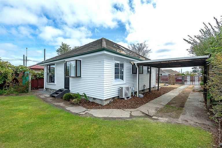 Photo of property in 45 Vivian Street, Burwood, Christchurch, 8083