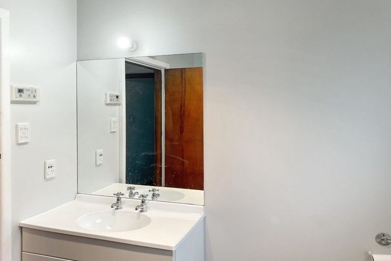 Photo of property in 16 Esperance Street, St Albans, Christchurch, 8052